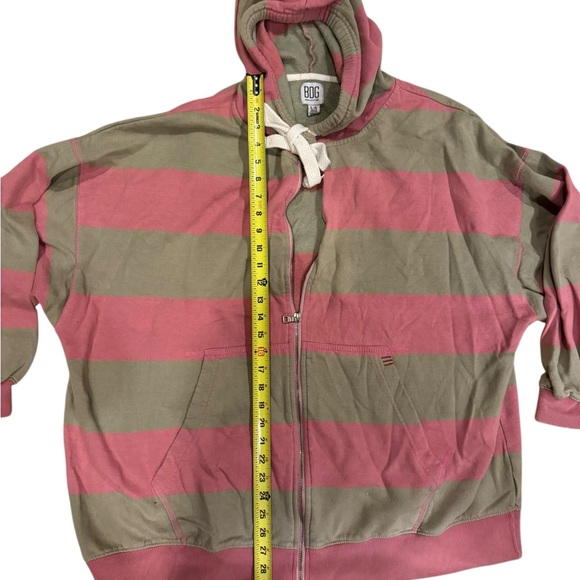 BDG Urban Outfitters Multicolor Hoodie “like new” - Picture 5 of 9